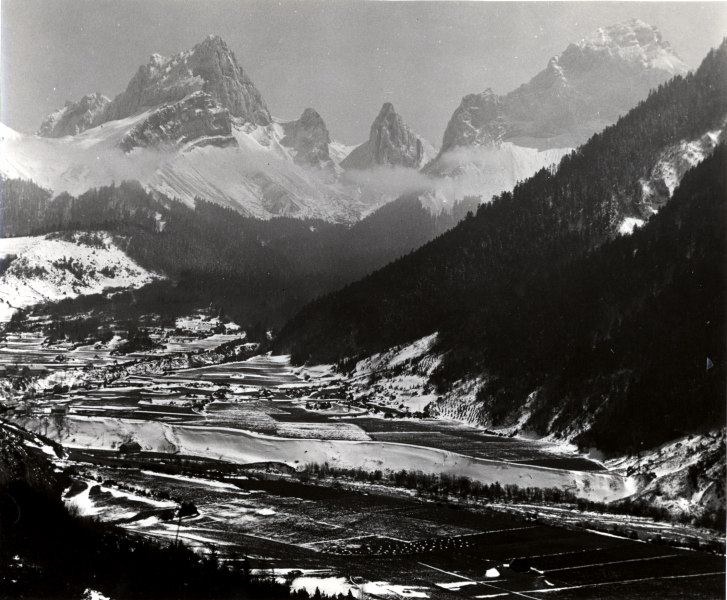 Lus la Croix Haute; Aiguilles de Jarjatte