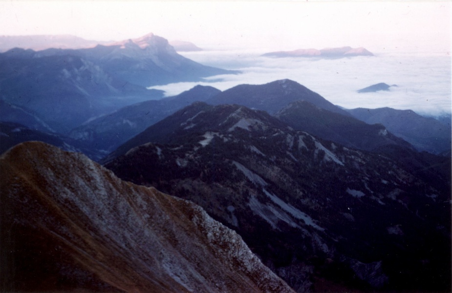 (Couar du Pas) Le Pic de Couar - Le Cousson - la mer de nuages