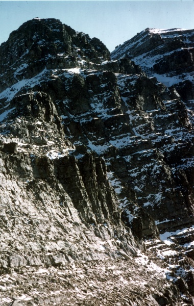 (1er resssaut) Mur dans l'arte allant de la Sche  l'antcime 2927