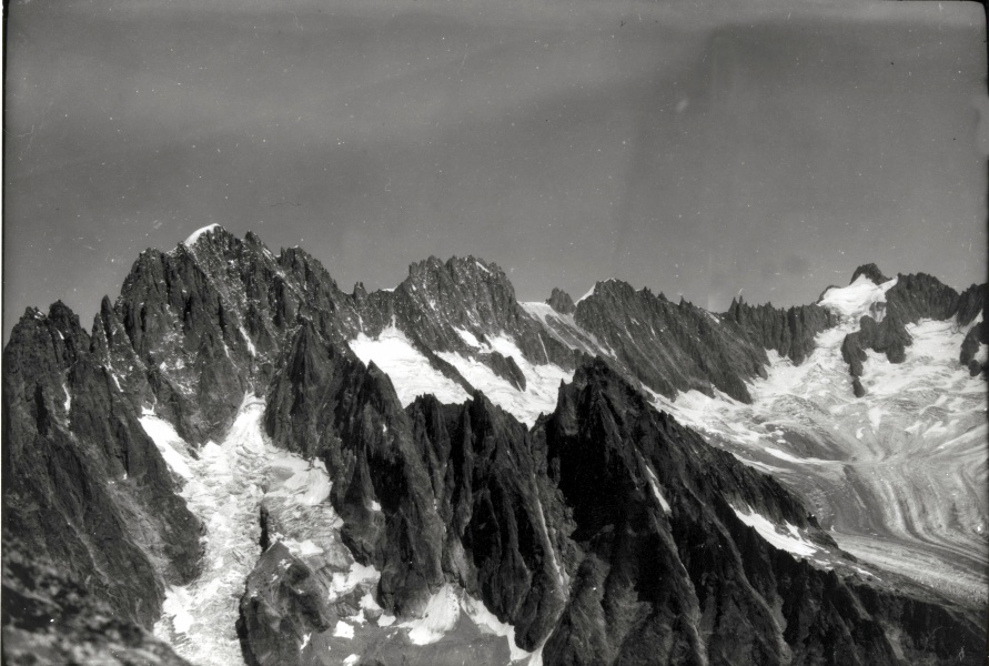 7. Un versant du glacier de Talèfre