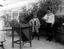 Digne, 1911: Jacques et Franois au passe-boule