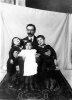 1912: Henri, Yvonne, Jacques; Louis