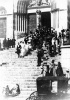 Digne, 1904 (mariage de Louis et Genevive): escaliers de la cathdrale St Jrme