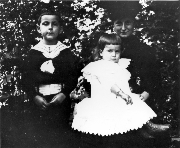 Digne, 1908: Franois, Jacques, Genevive