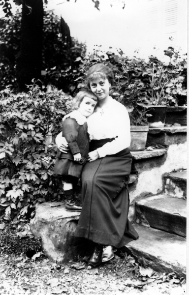 Digne, 1915: Pierre, Genevive
