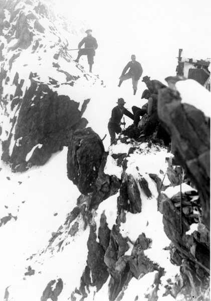 Mont Blanc, 1902: sous l'observatoire Vallot