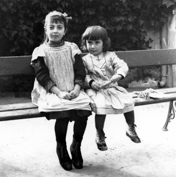 Digne, 1916: Yvonne, Pierre