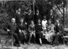 Chez les du Chaffaut, 1926: Joseph, lisabeth, Pierre, Genevive, Michel, Sybille, Louis; X, Franois, Henri, Y