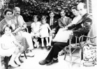 Digne, 1933: Marie-Thrse, Germaine, Andr, Genevive Jr., Ccile, Jean, Joseph Jr., Genevive, Henri