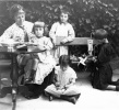 Digne, 1915: Genevive, Pierre, Henri, Yvonne, Jacques