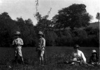Prs de Viviers, 1916: Henri, Jacques, Genevive, Pierre, Yvonne