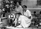 Digne, 1927: Michel, Genevive, Paule