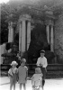 Digne, 1925: Michel, Monique, X; Genevive, Pierre