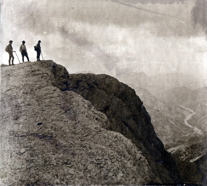 6 aot 1925 - Mes de l'Estrop: Henri, Franois, Jacques