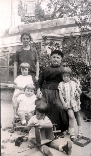 septembre 1926 - Digne: Jean; Henry; Joseph Jr, Zo, Michel; X