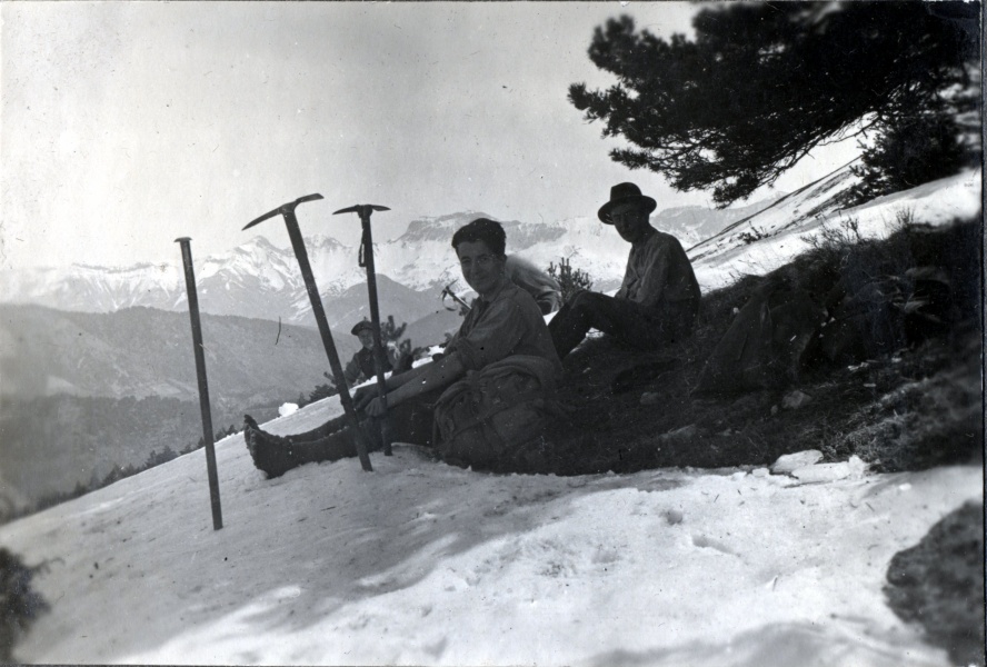 9 avril 1926 - le Blayeul: Henri, Louis