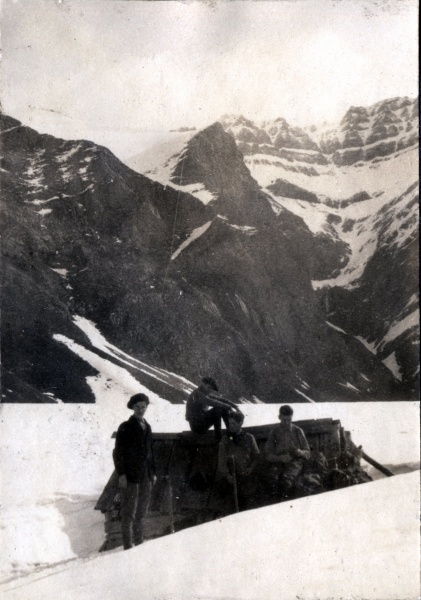6 avril 1926 - Trois vchs