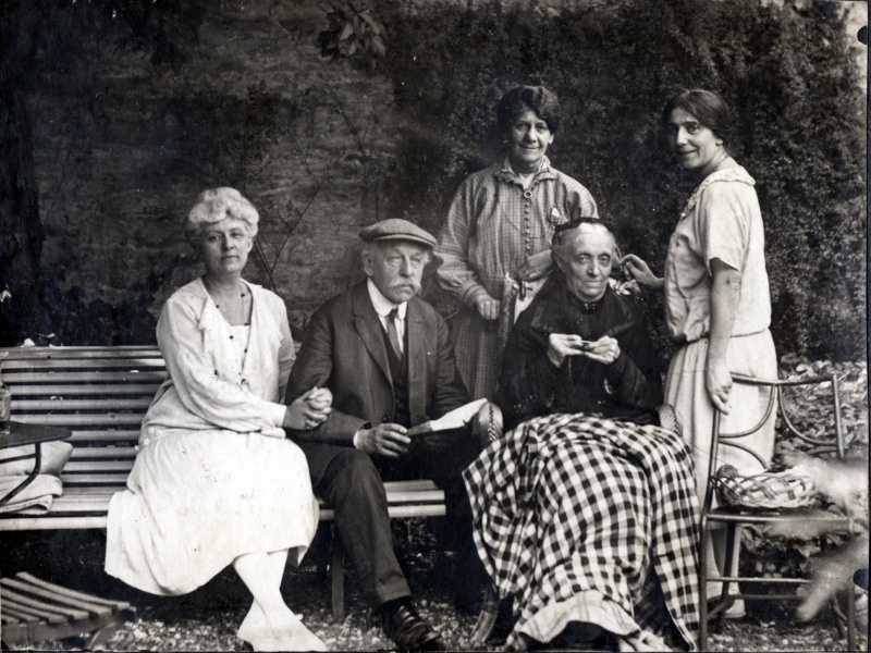 Mme Chavanis, M. et Mme de Passerio; Melle Peyssard, G. de Passorio