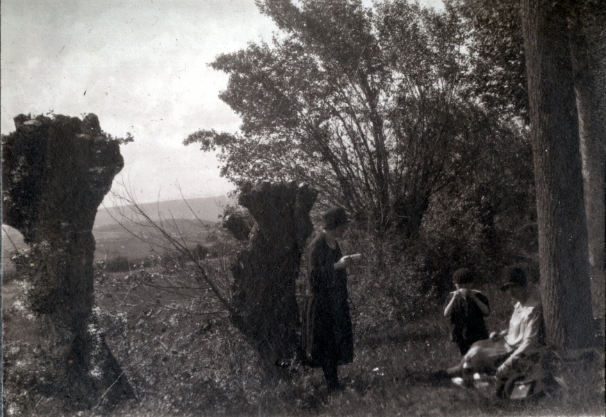 1928 - X, Michel, Genevive
