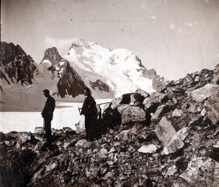 aot 1932 - face Nord des crins vue du refuge Caron: Pierre, Henri