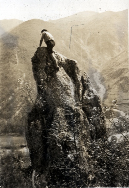 Pques 1933 - Rochers de 9 heures: Michel