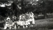 18 septembre 1932 - Col du Labouret: noces d'or de Joseph et lisabeth: Louis, ...; Robert Mugel, Jean Prouvost, Toinon, X, Genevive, ..., Franois, Joseph, lisabeth, Paule, Germaine, Jeanne