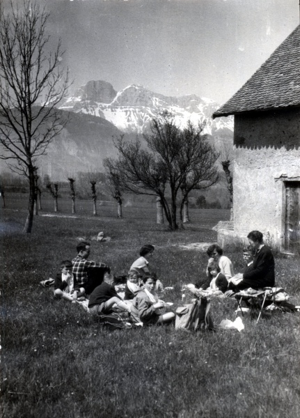 1er mai 1951, Sinard : Nicolas, Dominique, Olivier ; Pierre, Agns, Jacqueline, Isabelle, Irne, Philippe, Genevive