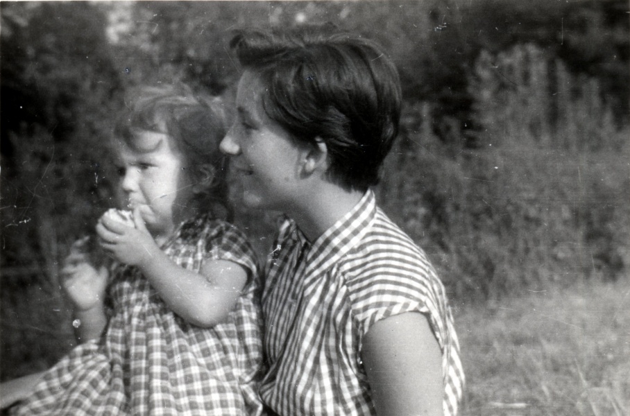 ? : Agns, Jacqueline