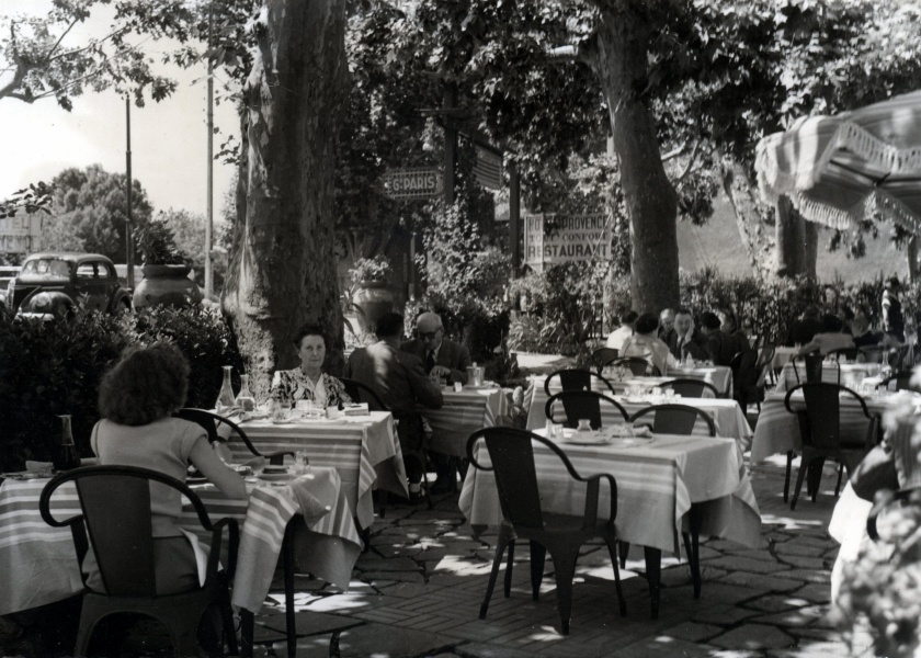 Digne, htel du Grand Paris, 3 juin 1952 : Genevive