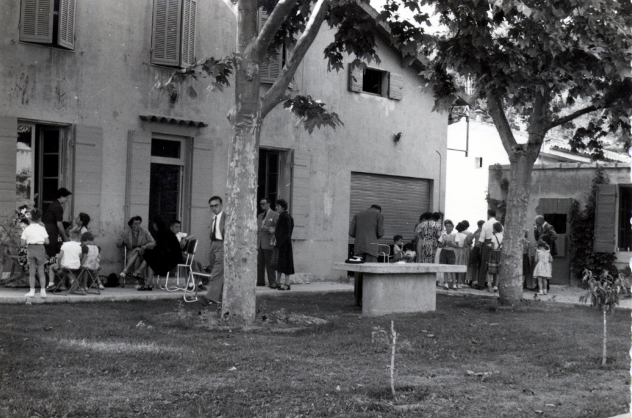 Aix, juin 1952 : communion solennelle d'Anne et Catherine