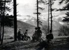 Dans Belledonne, 1er mai 1952 : Agns, Genevive, Jacqueline, X, Isabelle, Pierre