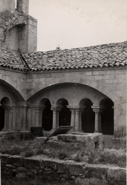 Clotre de Ganagobie, juin 1945