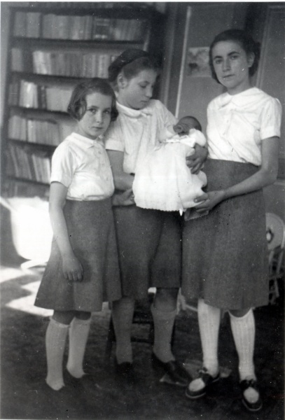Ccile, Marie-Thrse, Olivier, Vvette