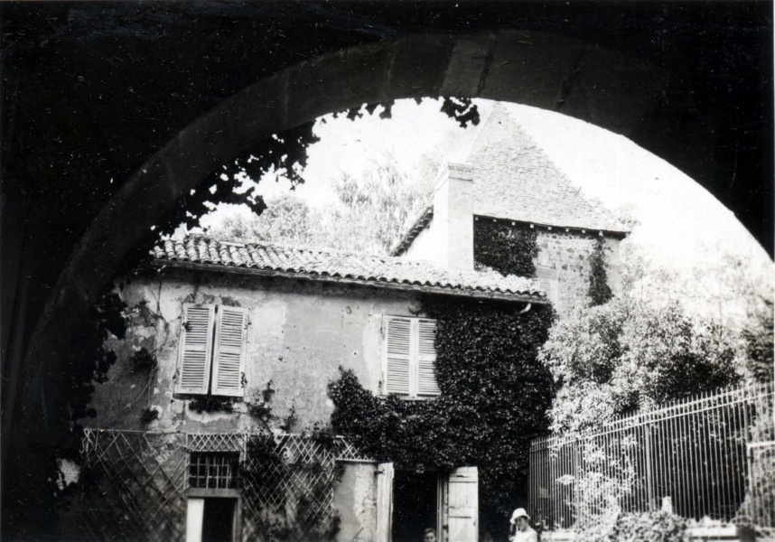 1933, lundi de Pentecte - chteau d'Avenas