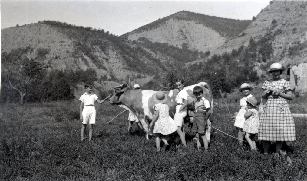 1934 - Digne: enfants Mugel et Prouvost