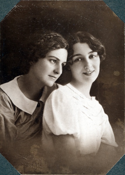 1934 - Chambry: Irne, Anne-Marie Courby