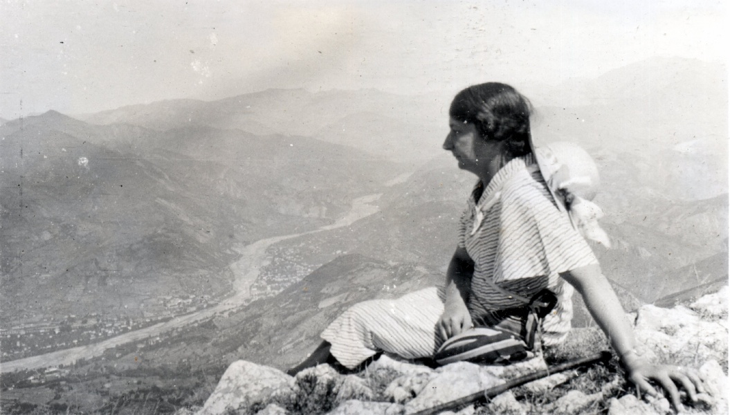 1935 - au-dessus de Digne: Jeanne
