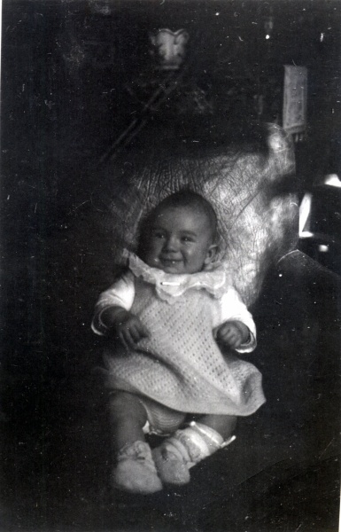 octobre 1936 - Lyon: Jacqueline
