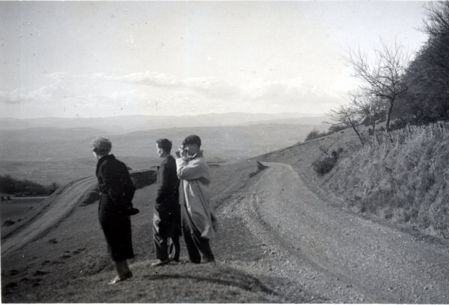 dimanche 7 mars 1937 - Mont d'or: Madeleine, Pierre, Jacques