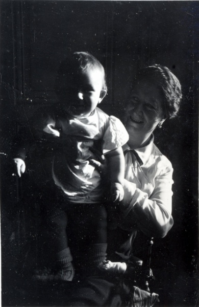 1937 - Jacqueline, Genevive