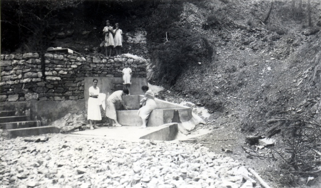 aot 1938 - Toinon, Genevive, Germaine; Ccile; Genevive Jr, Marie-Thrse Jr