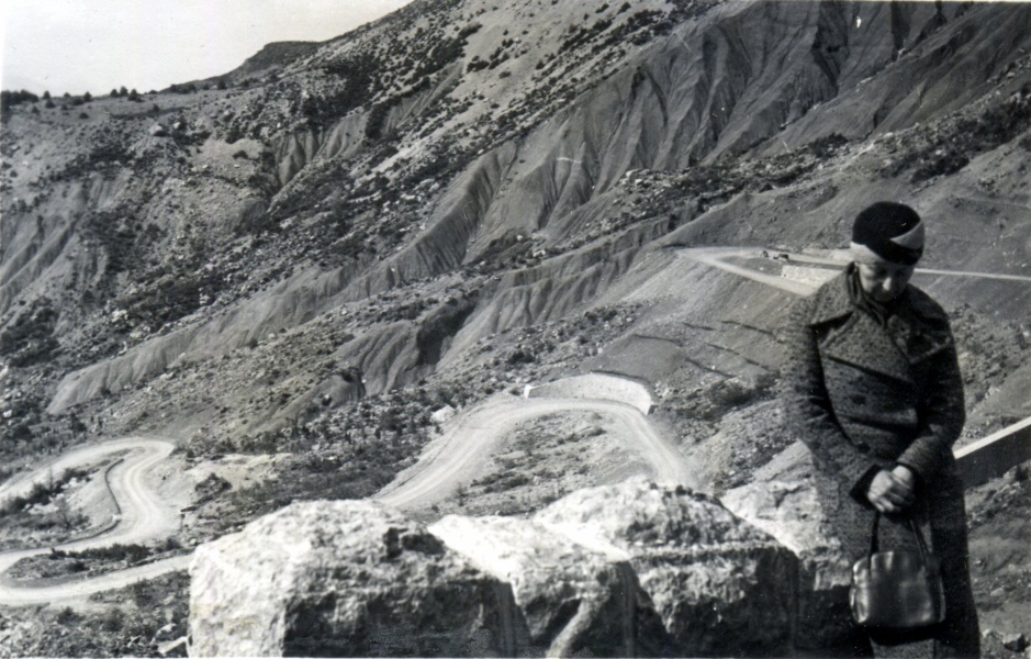 1938 - Genevive