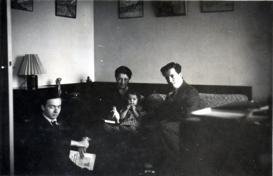 Nol 1938 - Nantes: Michel, Genevive, Babette, Henri