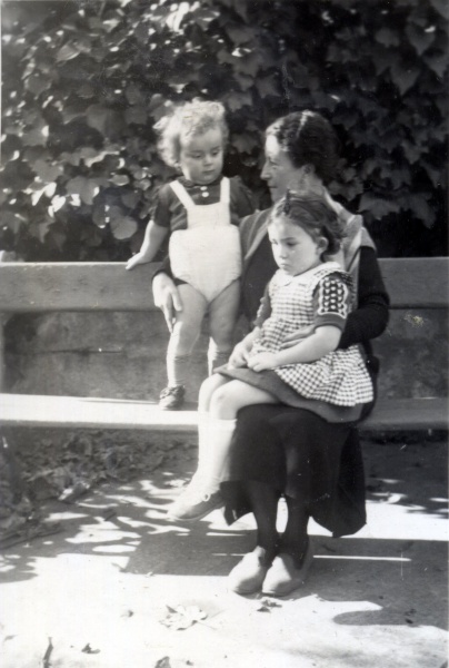 novembre 1939 - Digne: Philippe, Genevive, Jacqueline