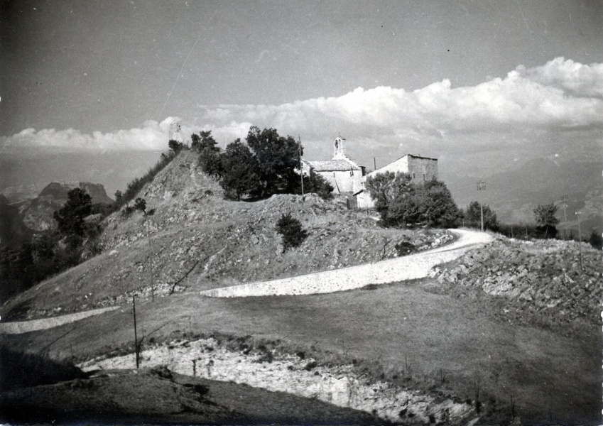 La Tour sans venin, 1949