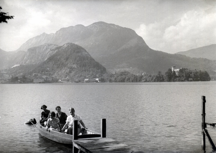 Lac d'Annecy, septembre 1950 : X, Genevive, X