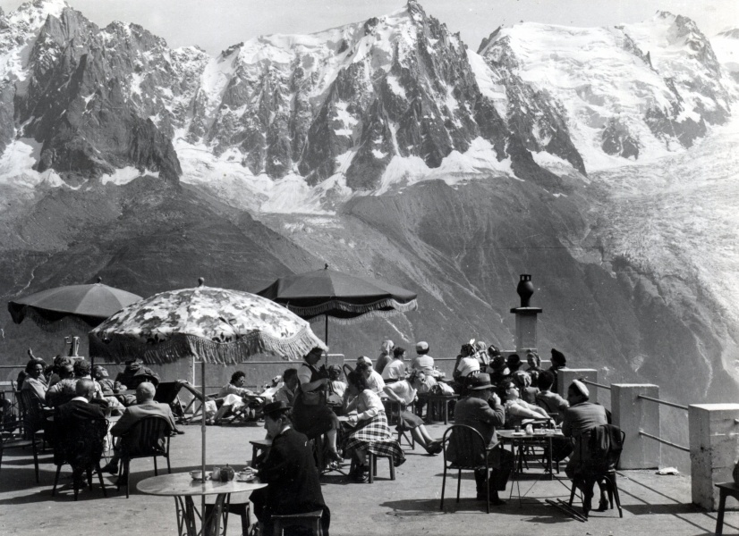Plan Praz : Genevive ; au centre l'Aiguille du midi