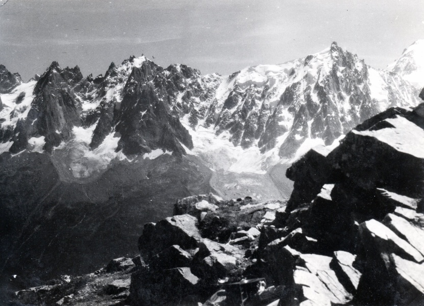 Les aiguilles vues du Brvent : de Bltire, du Plan, du Midi