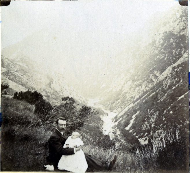 Moustiers, 1906: Louis, Jacques