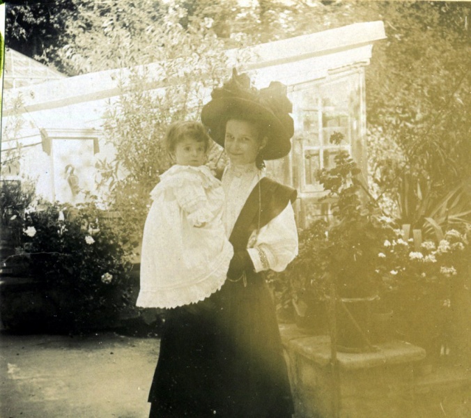 Digne, 1908: Henri, Toinon